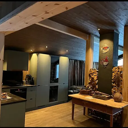 Beitostolen-sorliestolen -nyrenovert 2022 Pa Slettefjell Vevle